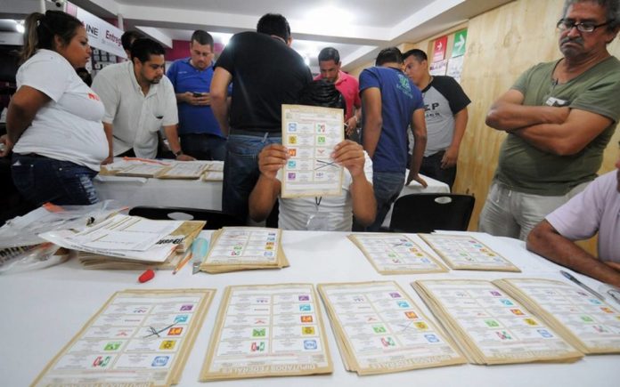 Personas nacidas en agosto y septiembre serán funcionarios de casilla en 2021