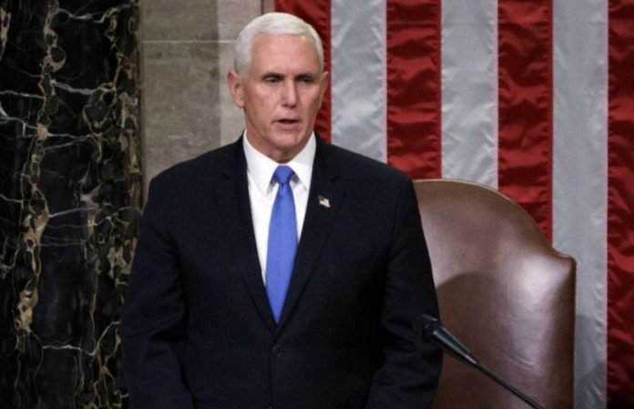 Pence no ejecuta enmienda Pence no ejecuta enmienda
