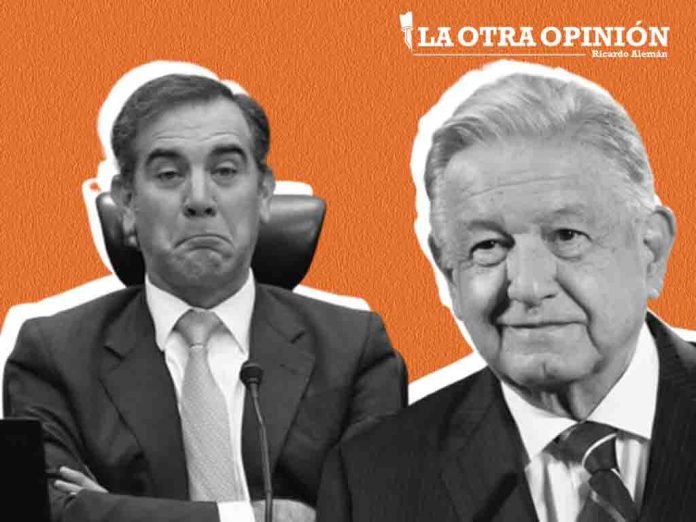 Es-una-desfachatez-que-Lorenzo-Córdova-vaya-a-la-UNAM-y-colabore-con-Loret-de-Mola-AMLO,AMLO arremetió contra Loret de Mola,AMLO sí ejerció violencia política de género contra Xóchitl
